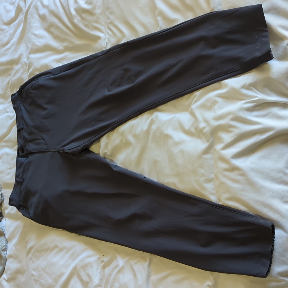 Cuts Joggers